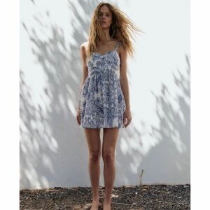 Zara White and Blue Paisley Mini Dress